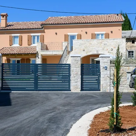 Вилла Grande Jursici