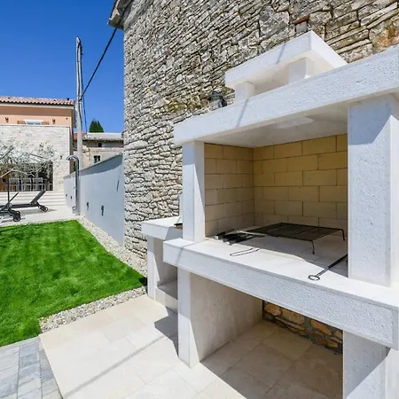 Grande Villa Jursici