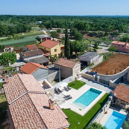 Grande Villa *